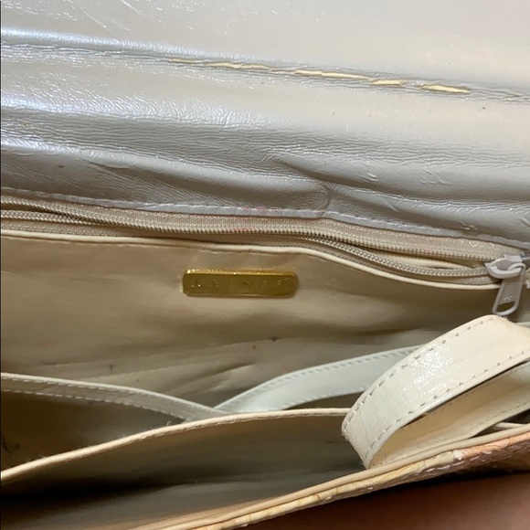 1980s Vintage J Renee snakeskin Purse - Picture 4 of 11